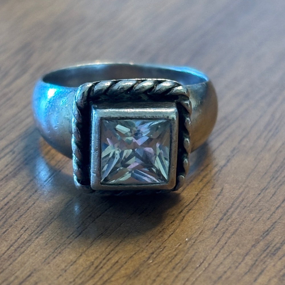 Silpada Sterling Silver Ring with Clear Square Gemstone - Picture 6 of 7